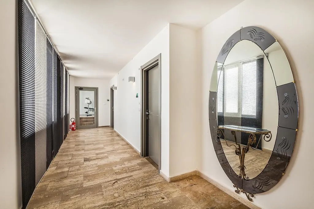 Hotel Residence Hibiscus La Caletta Aparthotel