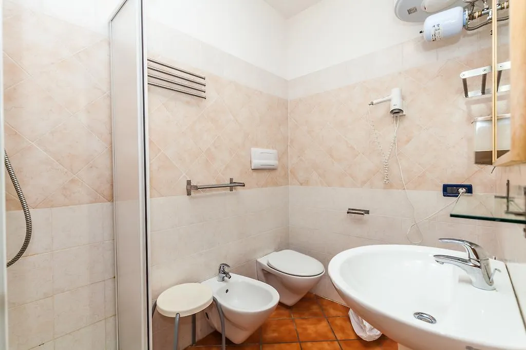 Hotel Residence Hibiscus La Caletta