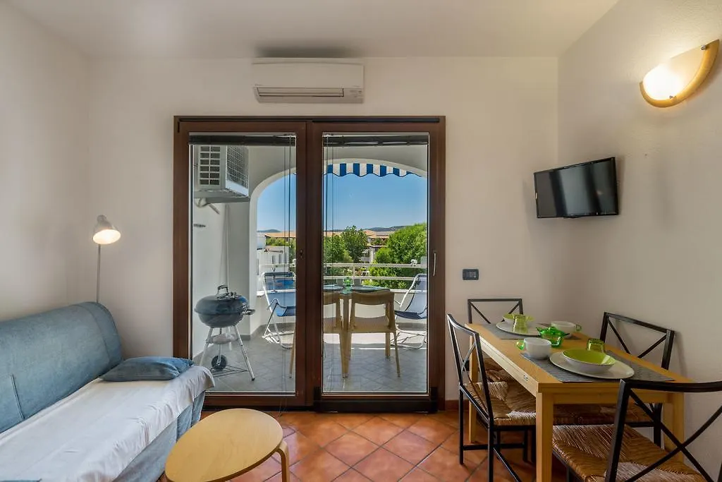 Hotel Residence Hibiscus La Caletta Aparthotel