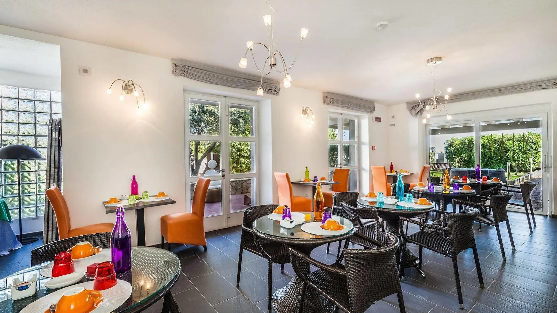 Hotel Residence Hibiscus La Caletta 3*,  Italy