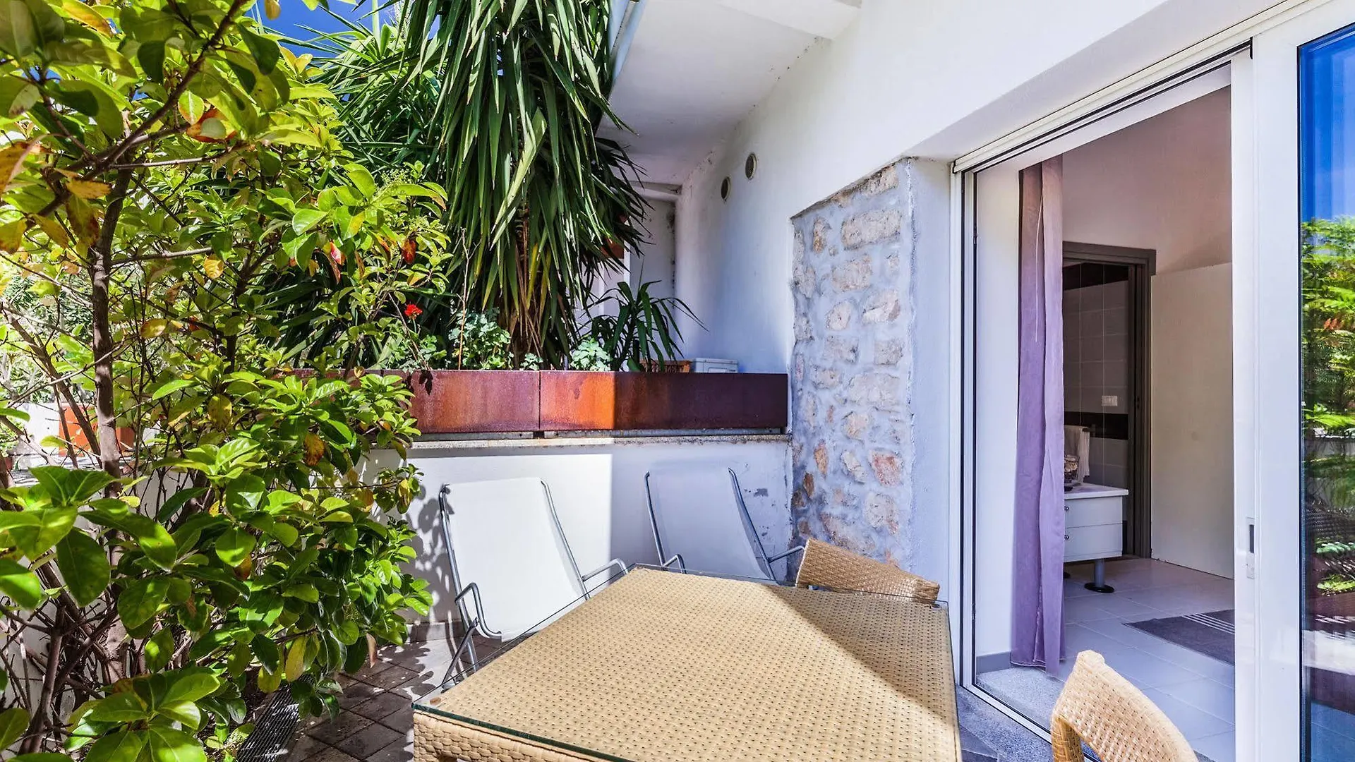 Hotel Residence Hibiscus La Caletta 3*,