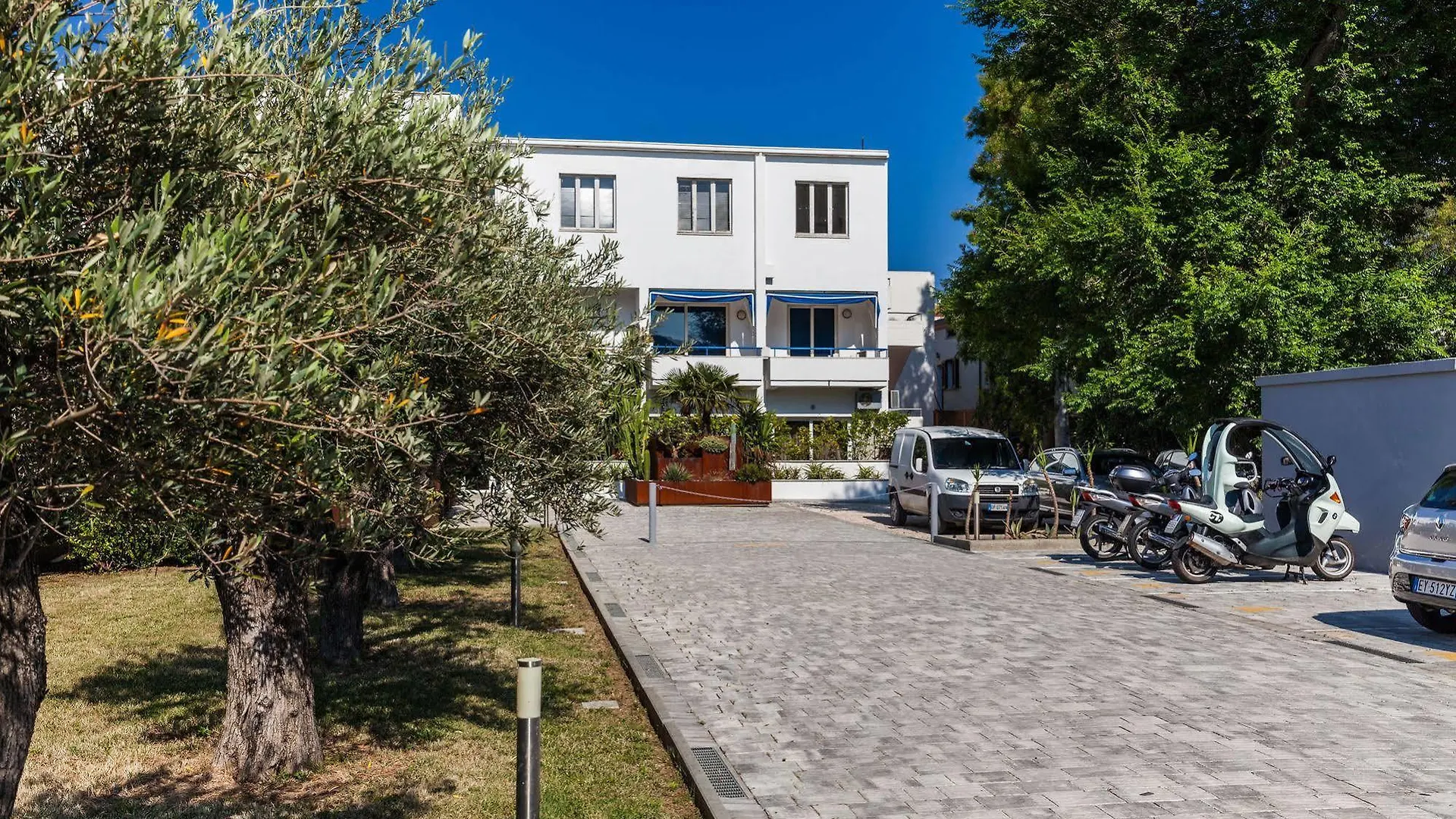 Hotel Residence Hibiscus La Caletta 3*,  Italien