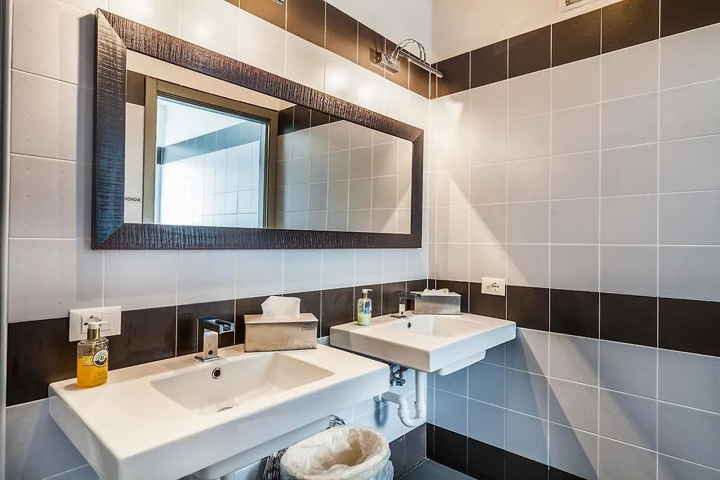 Hotel Residence Hibiscus La Caletta Italy