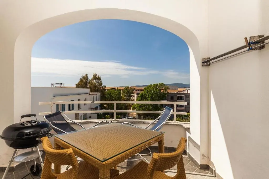 Hotel Residence Hibiscus La Caletta