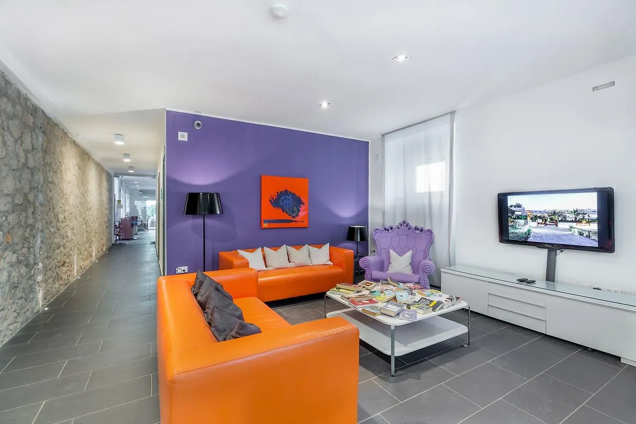 Hotel Residence Hibiscus La Caletta Italy
