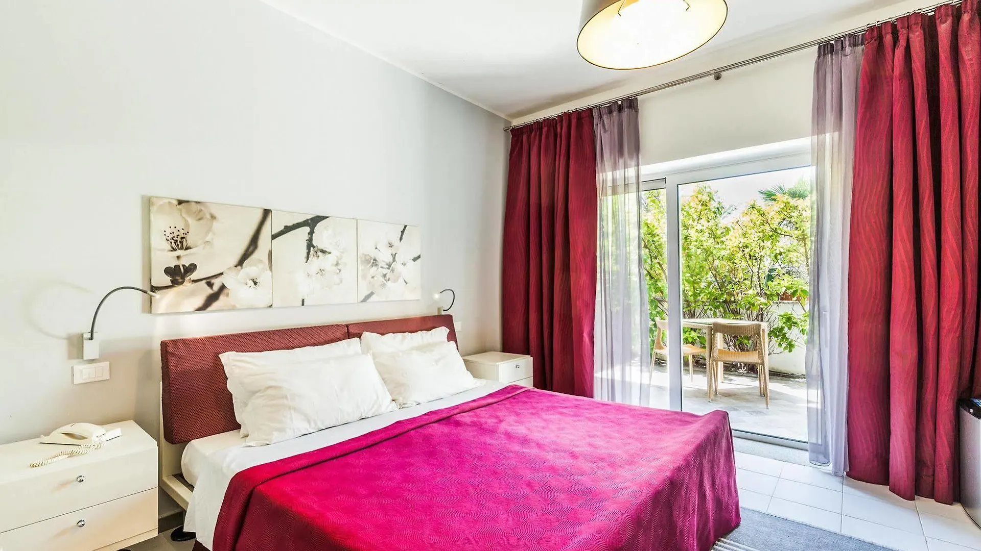 *** Aparthotel Hotel Residence Hibiscus La Caletta Italy