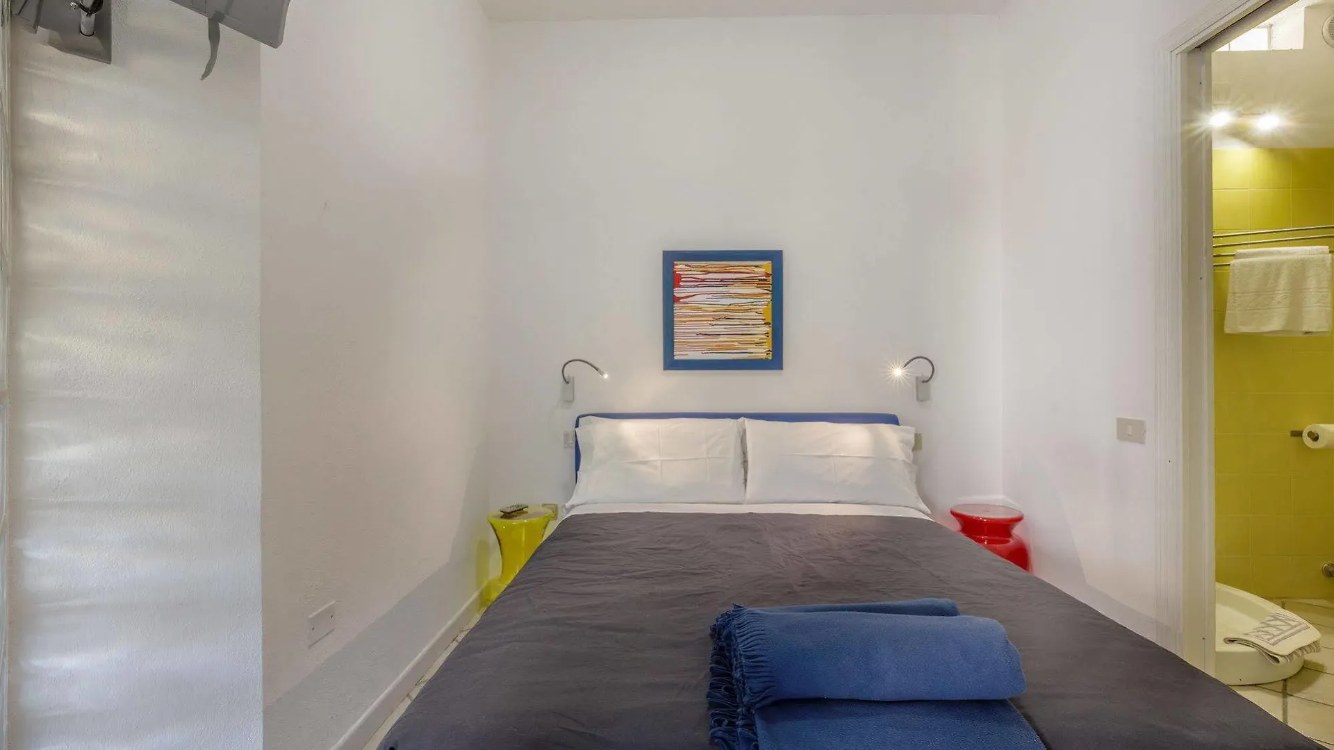 Hotel Residence Hibiscus La Caletta 3*,  Italy
