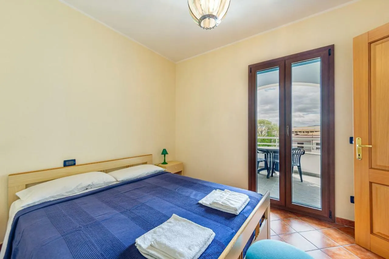 Hotel Residence Hibiscus La Caletta 3*,